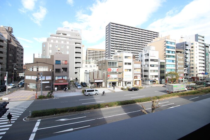 物件内観写真18　(室内からの展望)