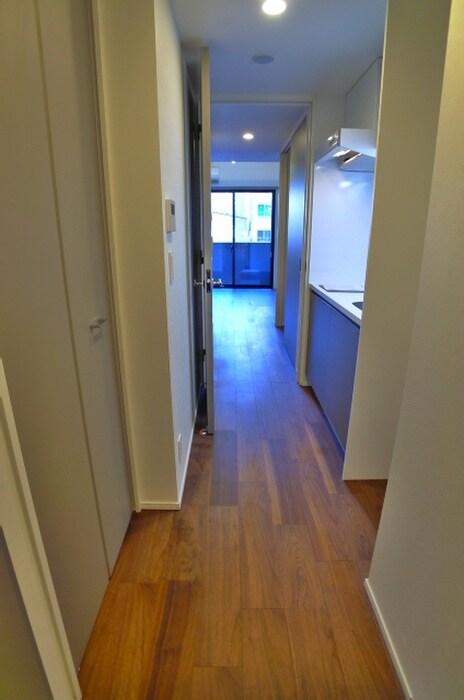 物件内観写真20　(廊下)