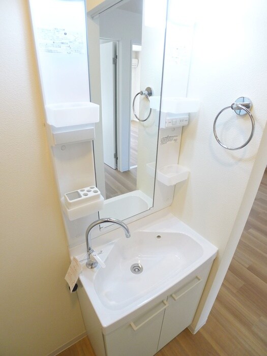 物件内観写真13　(洗面)