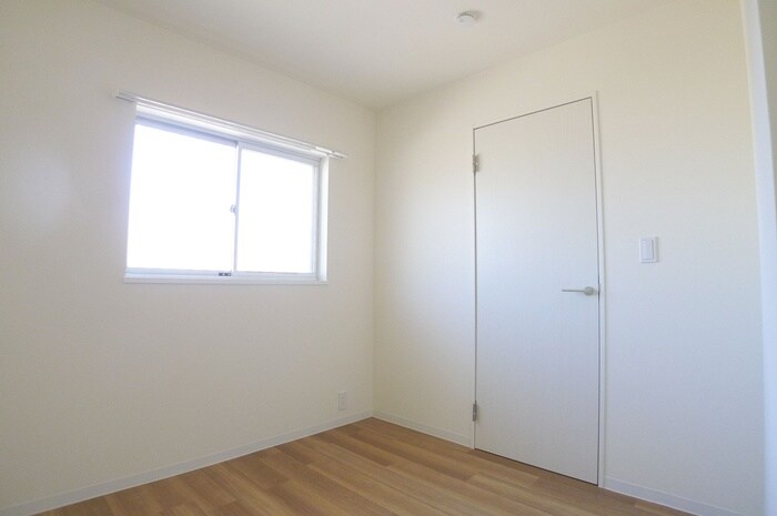 物件内観写真19　(居室)