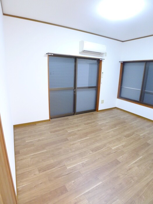 物件内観写真8　(居室)