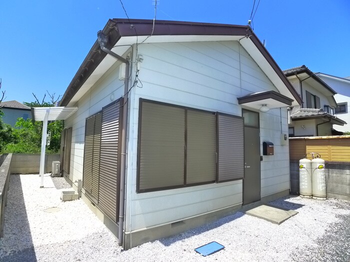 物件外観写真6　(駐輪場)