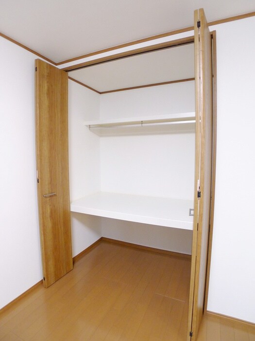 物件内観写真21　(収納)