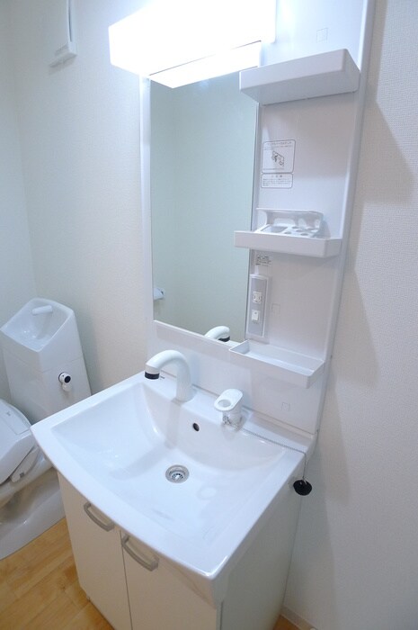 物件内観写真13　(洗面)