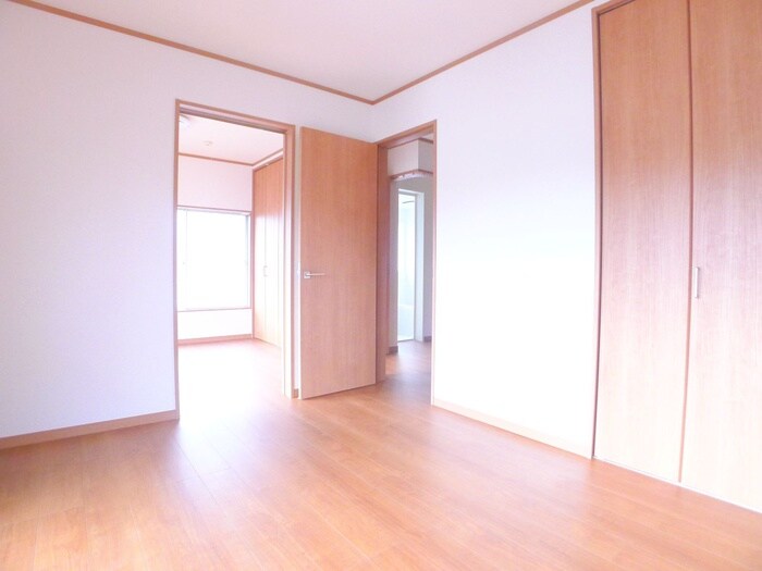 物件内観写真9　(居室)