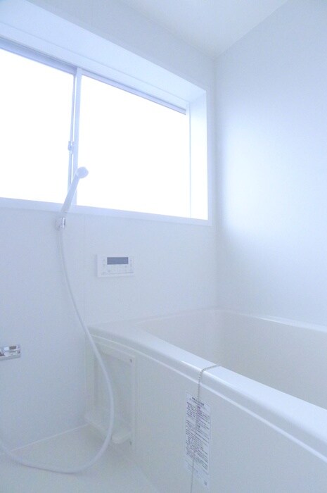 物件内観写真11　(バス／シャワールーム等)