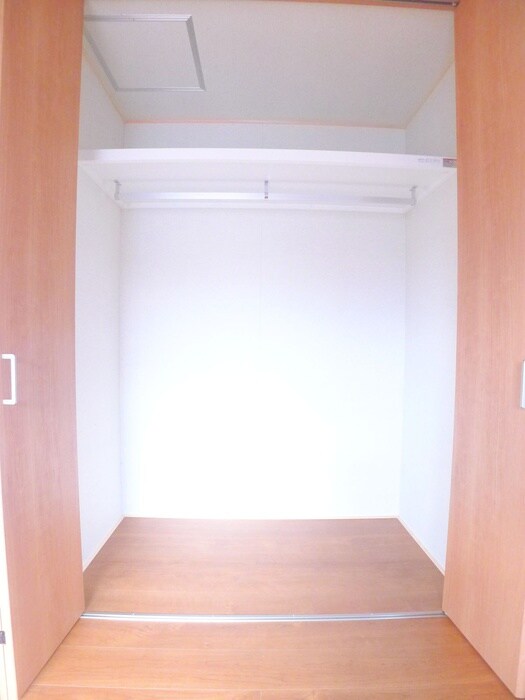 物件内観写真13　(収納)