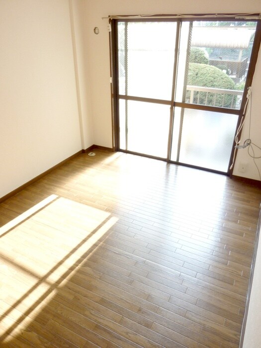 物件内観写真11　(居室)