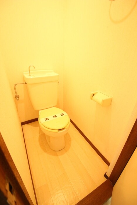 物件内観写真14　(トイレ)