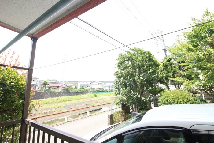 物件内観写真22　(室内からの展望)