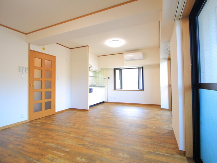 物件内観写真11　(居室)