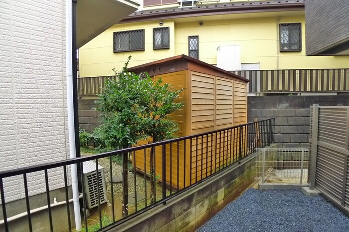 物件内観写真22　(室内からの展望)