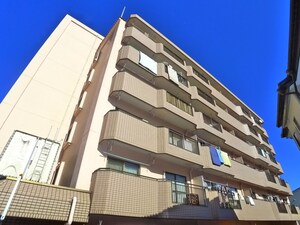 ニュー松戸コーポＥ棟外観写真
