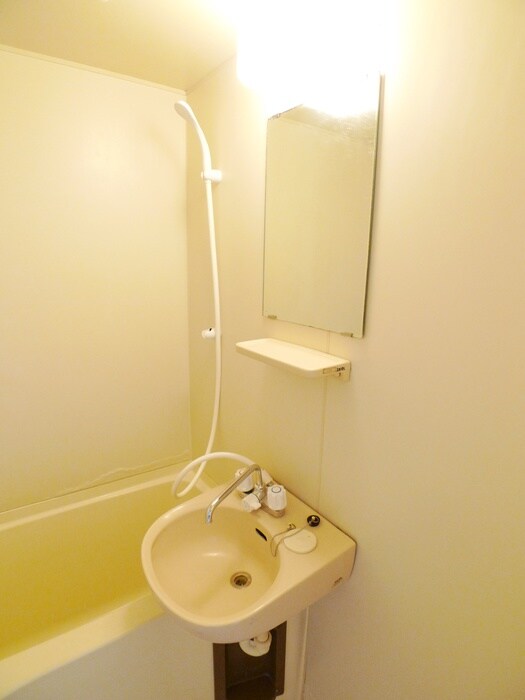 物件内観写真9　(洗面)