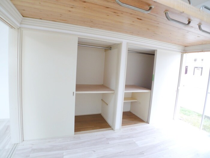 物件内観写真13　(収納)