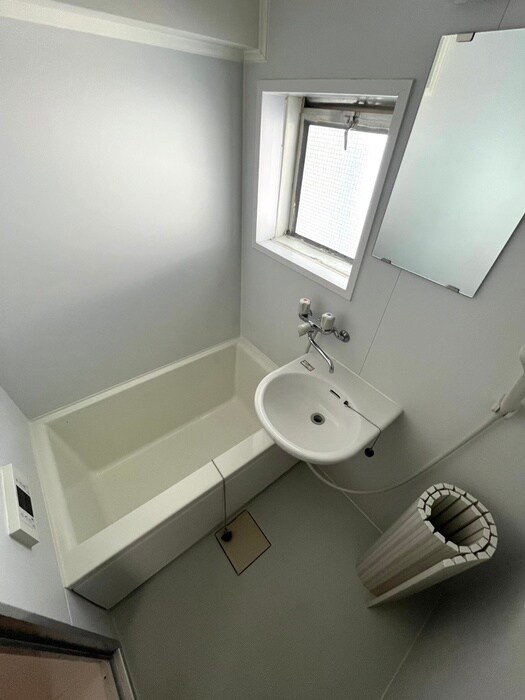 物件内観写真12　(バス／シャワールーム等)