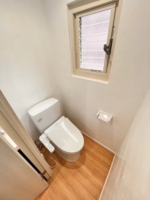 物件内観写真13　(トイレ)