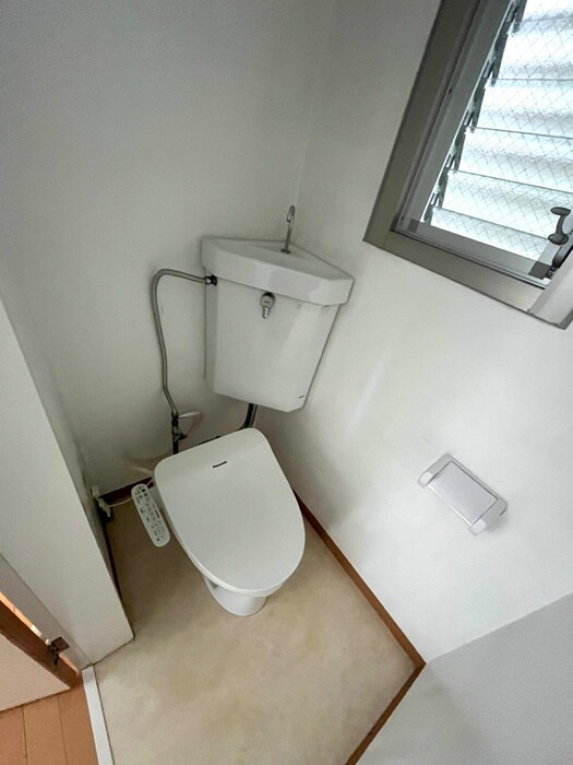 物件内観写真14　(トイレ)