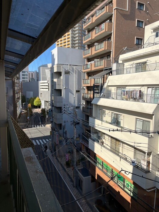 物件内観写真15　(室内からの展望)