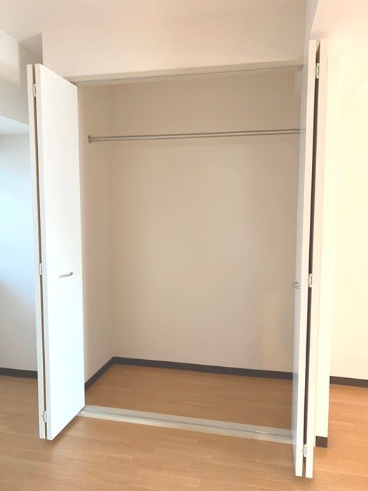 物件内観写真10　(収納)