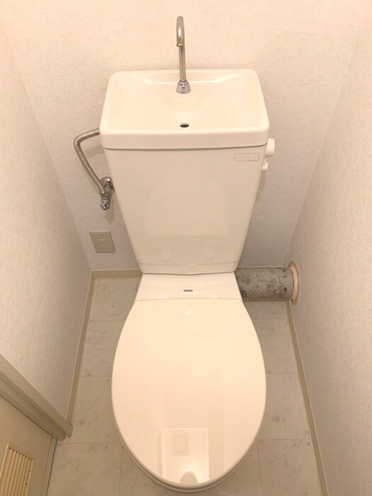 物件内観写真16　(トイレ)