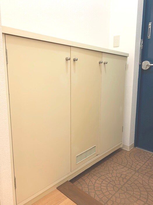 物件内観写真17　(靴箱)