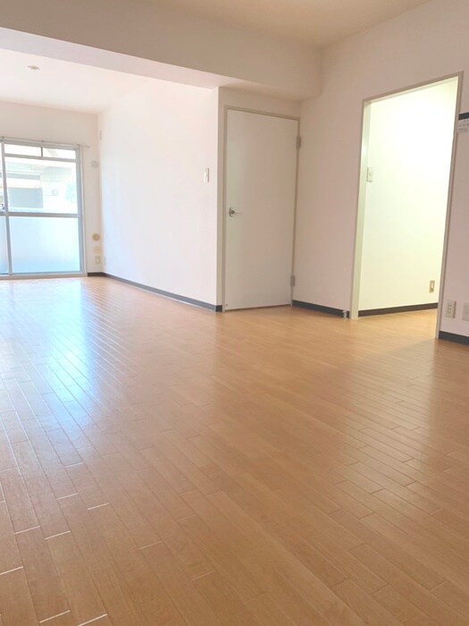 物件内観写真19　(廊下)