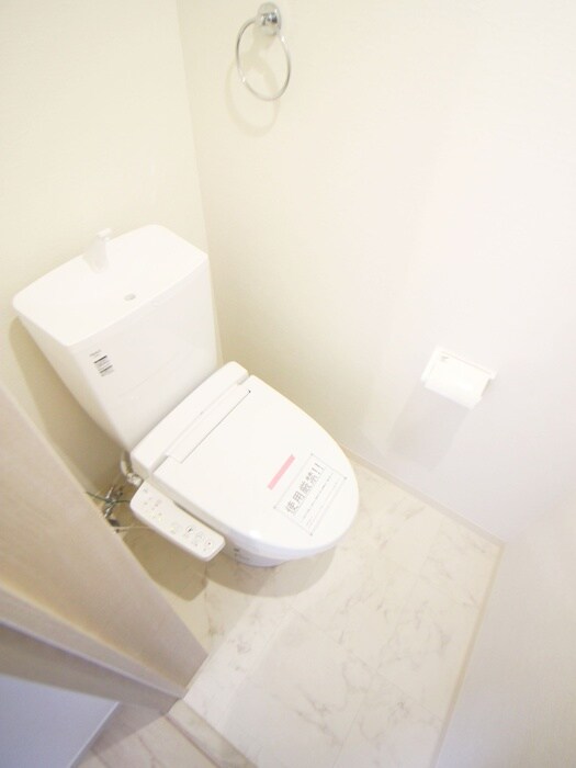 物件内観写真14　(トイレ)