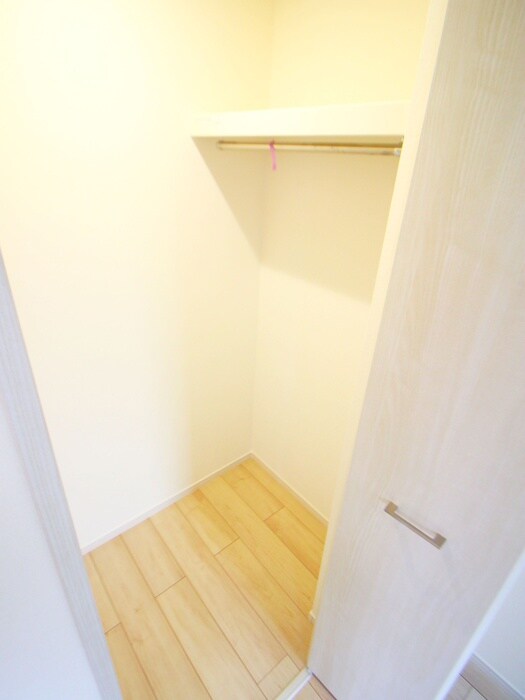 物件内観写真15　(収納)