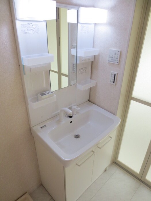 物件内観写真10　(洗面)