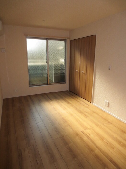 物件内観写真13　(居室)