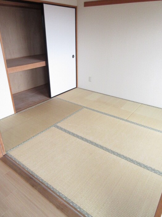 物件内観写真12　(居室)