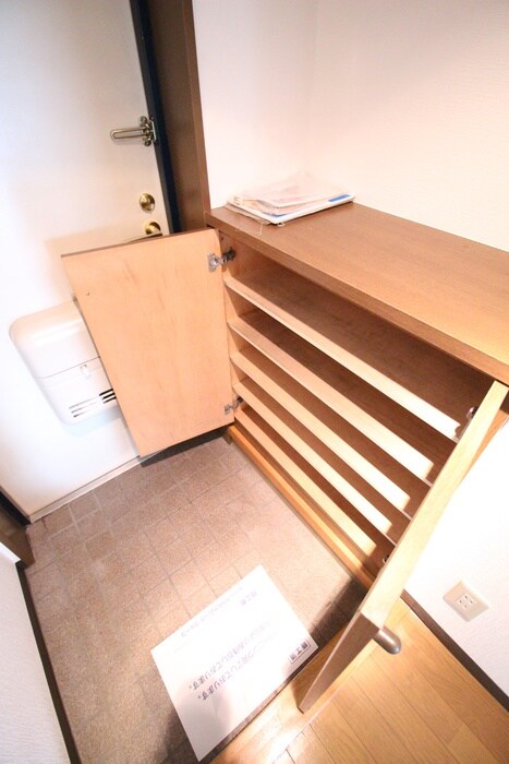 物件内観写真17　(靴箱)