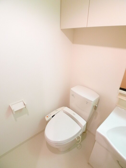 物件内観写真13　(トイレ)