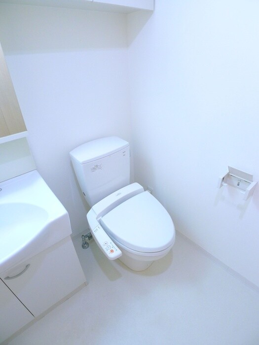 物件内観写真16　(トイレ)