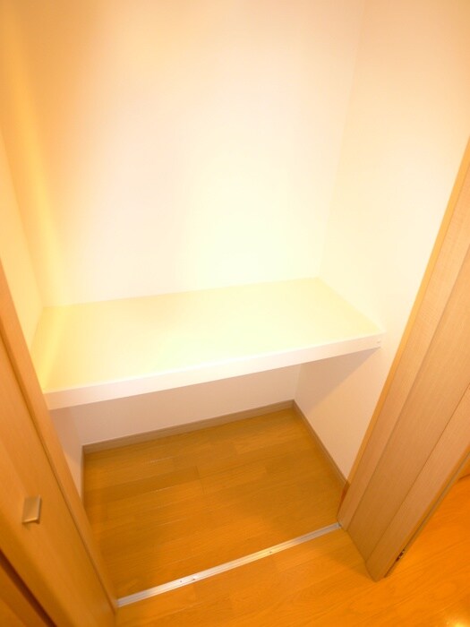 物件内観写真18　(収納)