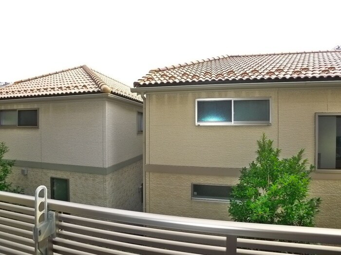 物件内観写真22　(室内からの展望)