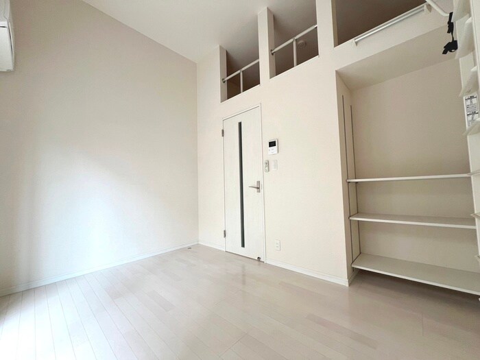 物件内観写真8　(居室)