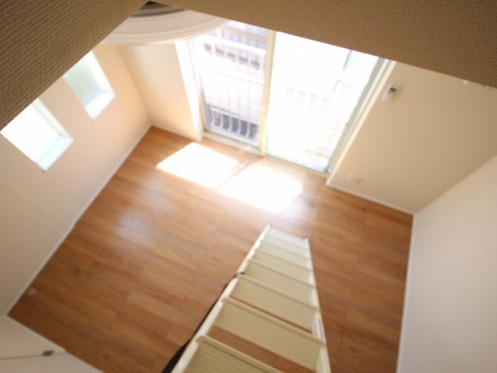 物件内観写真10　(居室)