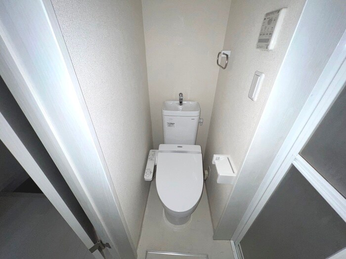 物件内観写真12　(トイレ)