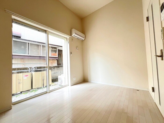 物件内観写真16　(居室)