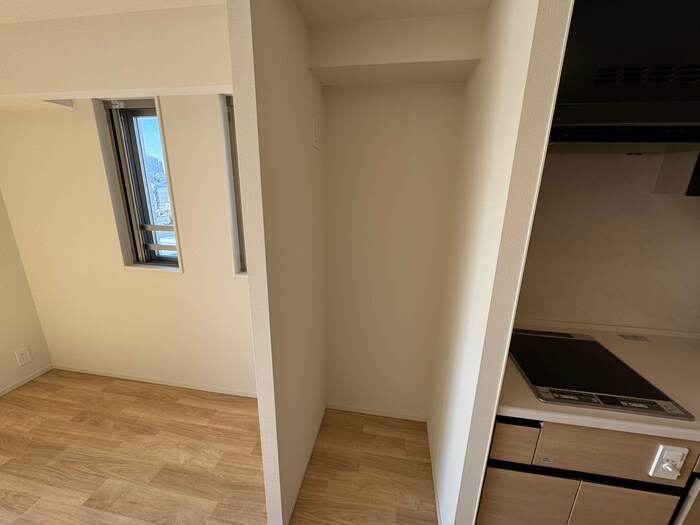 物件内観写真12　(収納)