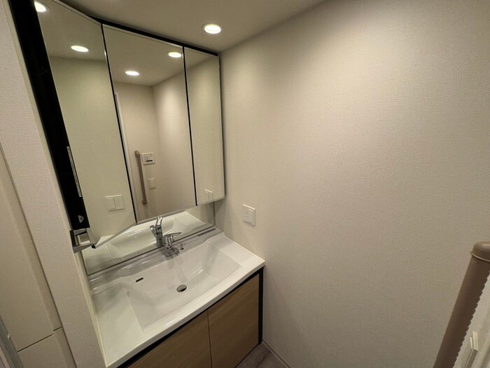 物件内観写真15　(洗面)