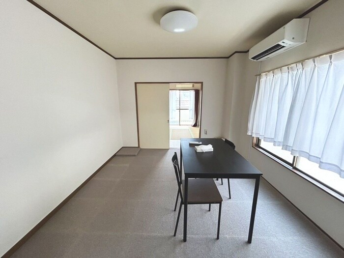 物件内観写真12　(居室)