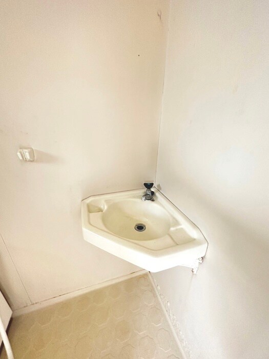 物件内観写真8　(洗面)