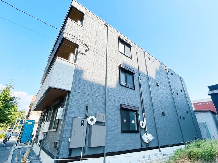 物件外観写真3　(駐輪場)