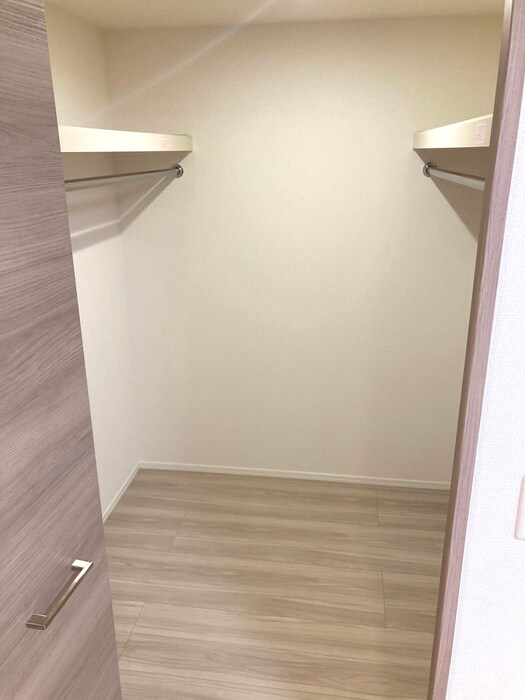物件内観写真11　(収納)