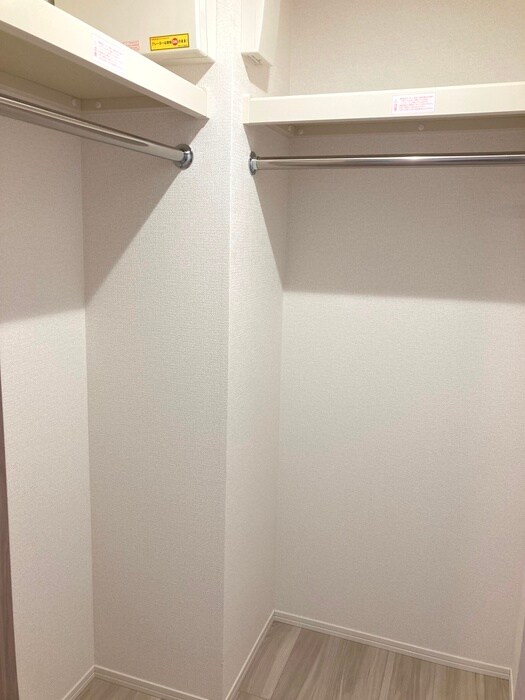 物件内観写真16　(収納)