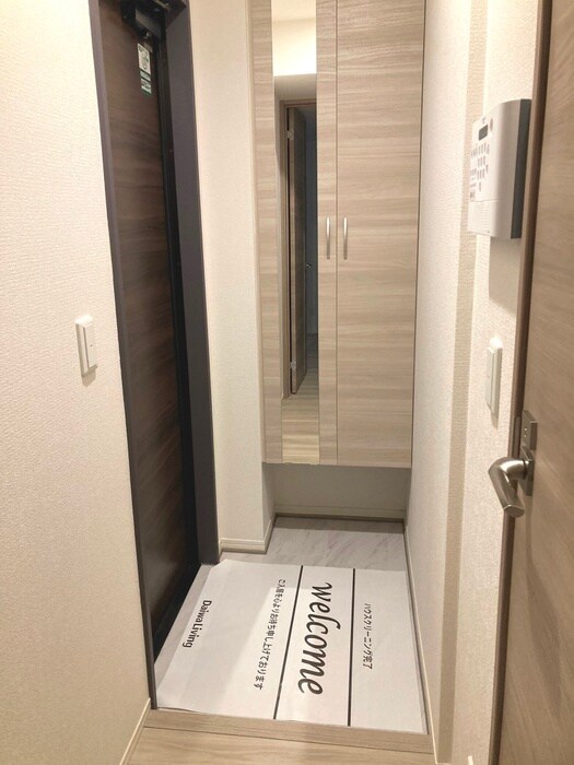 物件内観写真17　(玄関)