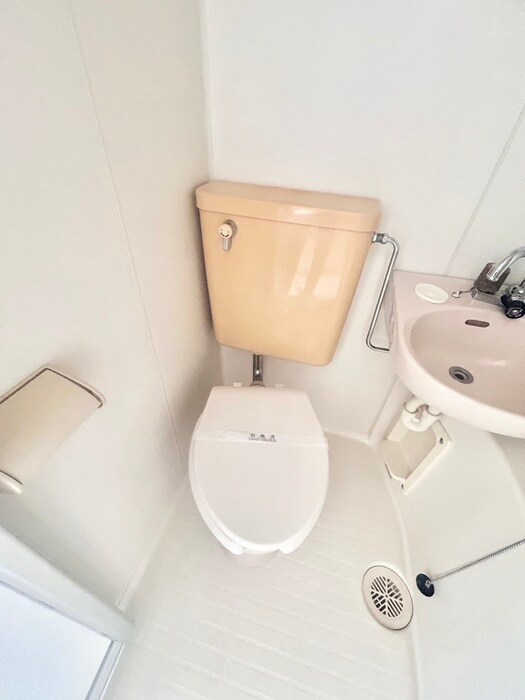 物件内観写真14　(トイレ)